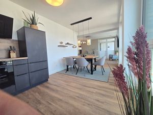 24027988-Ferienwohnung-6-Norden-300x225-3