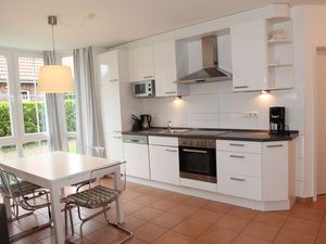 23953012-Ferienwohnung-4-Norden-300x225-4