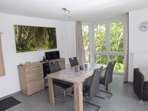 23953030-Ferienwohnung-4-Norden-300x225-2