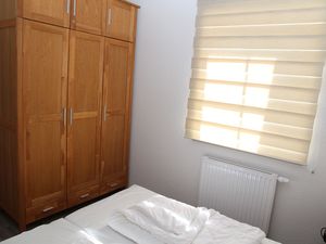 23953041-Ferienwohnung-4-Norden-300x225-5