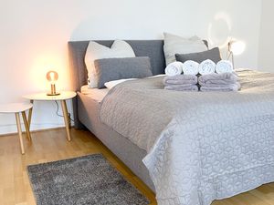 23273685-Ferienwohnung-4-Norden-300x225-5