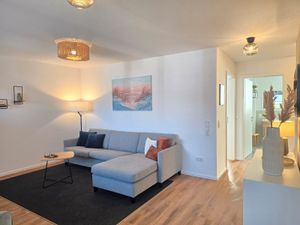 24035643-Ferienwohnung-4-Norden-300x225-2