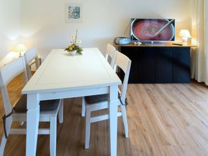 23884568-Ferienwohnung-3-Norden Norddeich-300x225-3