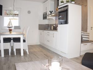 23886565-Ferienwohnung-4-Norden Norddeich-300x225-3