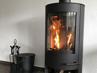 Kamin-/Ofen