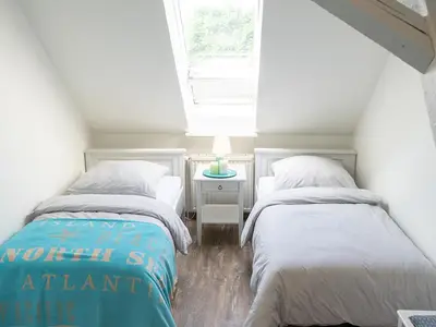 Schlafzimmer 2