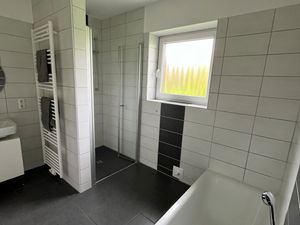 23988906-Ferienwohnung-6-Nordenham-300x225-5