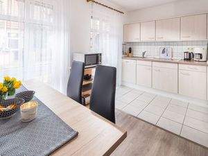 23517192-Ferienwohnung-6-Norderney-300x225-5