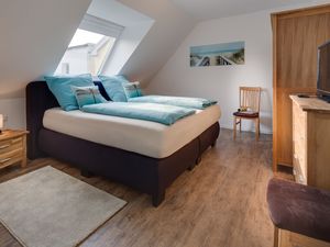 23881705-Ferienwohnung-4-Norderney-300x225-5