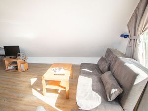 23881726-Ferienwohnung-2-Norderney-300x225-1