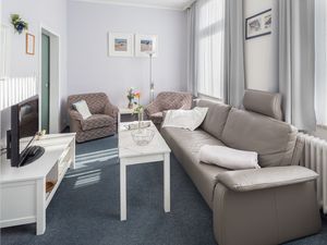 23881755-Ferienwohnung-4-Norderney-300x225-0