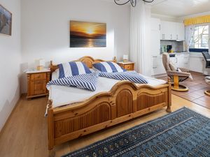 23872130-Ferienwohnung-2-Norderney-300x225-1