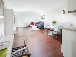 23872138-Ferienwohnung-4-Norderney-300x225-1