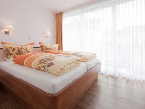 23872140-Ferienwohnung-2-Norderney-300x225-0