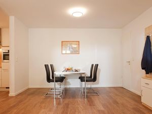 23872151-Ferienwohnung-4-Norderney-300x225-3