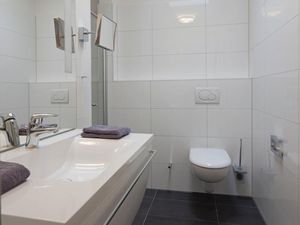 23872148-Ferienwohnung-2-Norderney-300x225-3