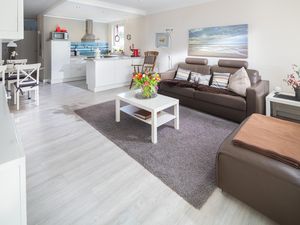 23872183-Ferienwohnung-4-Norderney-300x225-2