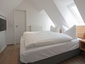 23872203-Ferienwohnung-4-Norderney-300x225-3