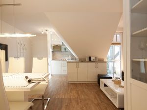 23872230-Ferienwohnung-4-Norderney-300x225-2