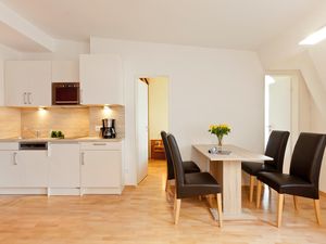 23872264-Ferienwohnung-4-Norderney-300x225-3