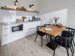 23872285-Ferienwohnung-4-Norderney-300x225-4