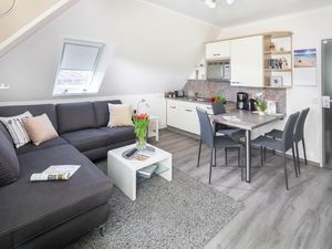 23872315-Ferienwohnung-4-Norderney-300x225-1