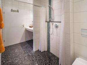 23872311-Ferienwohnung-4-Norderney-300x225-5