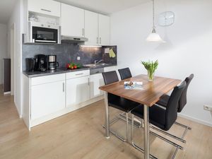 23872321-Ferienwohnung-4-Norderney-300x225-2