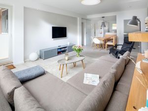 23872342-Ferienwohnung-4-Norderney-300x225-5