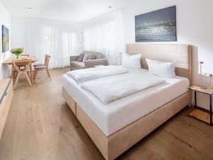 23872344-Ferienwohnung-2-Norderney-300x225-3