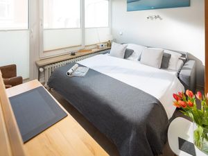 23872353-Ferienwohnung-2-Norderney-300x225-5