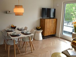 23872402-Ferienwohnung-4-Norderney-300x225-5