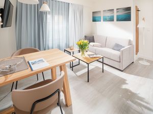 23872784-Ferienwohnung-2-Norderney-300x225-2