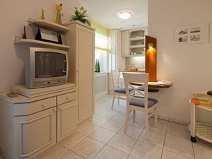 23832943-Ferienwohnung-1-Norderney-300x225-3