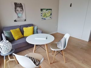 23833067-Ferienwohnung-2-Norderney-300x225-3