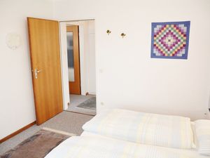 23833116-Ferienwohnung-4-Norderney-300x225-5