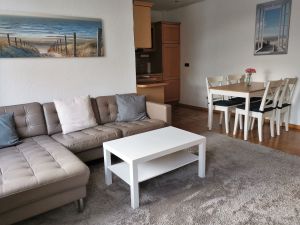 23833262-Ferienwohnung-4-Norderney-300x225-3