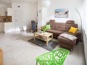 23884830-Ferienwohnung-2-Norderney-300x225-2