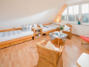 23884837-Ferienwohnung-2-Norderney-300x225-1