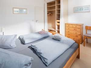 23884844-Ferienwohnung-4-Norderney-300x225-5