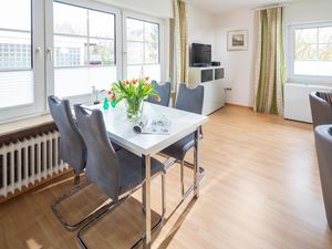 23887136-Ferienwohnung-4-Norderney-300x225-5