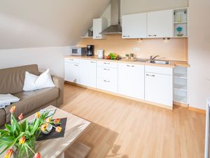 23887138-Ferienwohnung-2-Norderney-300x225-4