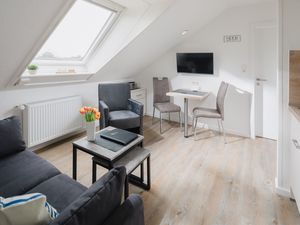 23913374-Ferienwohnung-3-Norderney-300x225-1