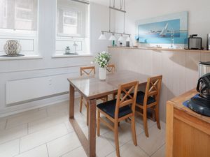 23884854-Ferienwohnung-3-Norderney-300x225-4