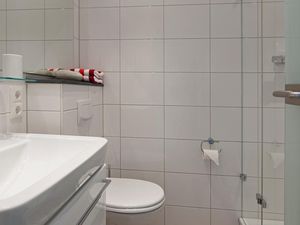 23872191-Ferienwohnung-2-Norderney-300x225-5