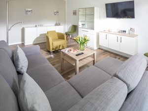 23872302-Ferienwohnung-4-Norderney-300x225-5