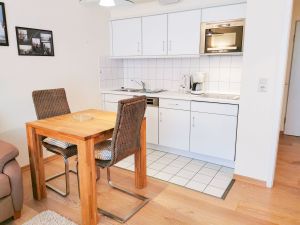 23884161-Ferienwohnung-2-Norderney-300x225-4