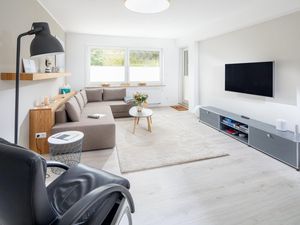 23872342-Ferienwohnung-4-Norderney-300x225-2