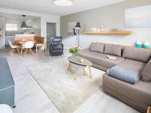 23872342-Ferienwohnung-4-Norderney-300x225-4