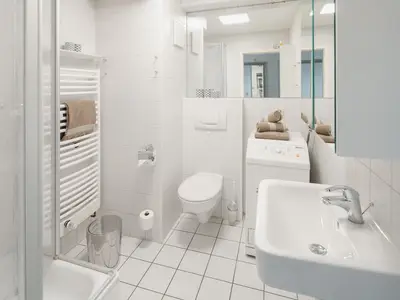 die insellotsen Norderney / Fewo Nordhelmeck 2 - Badezimmer